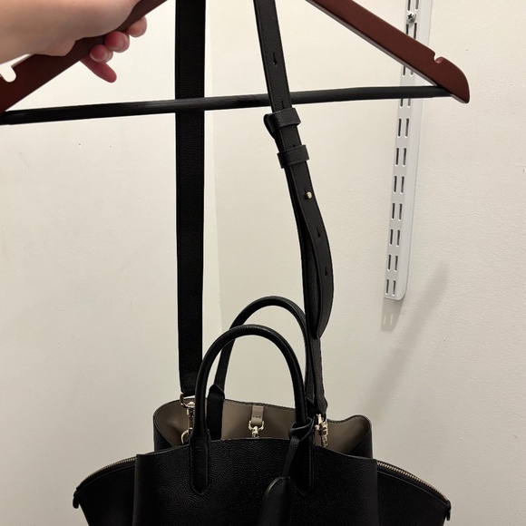 kate spade New York Large Crossbody Handbag Purse - Picture 13 of 16